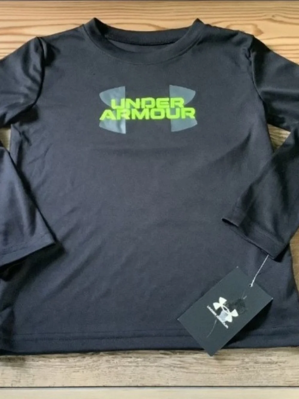 Under Armour Boys  Black Tee & Gray Sweatpants Set Size 4T(NWT)~PRICE IS FIRM~
